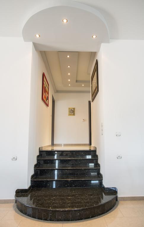 Villa Luca Pastida ภายนอก รูปภาพ